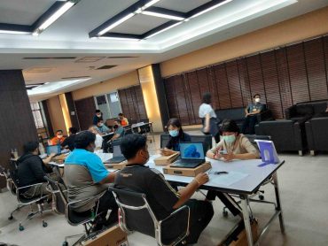 LINE_ALBUM_ส่งมอบ-MEA-Notebook-Asus-800-เครื่อง_231010_7