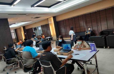 LINE_ALBUM_ส่งมอบ-MEA-Notebook-Asus-800-เครื่อง_231010_7